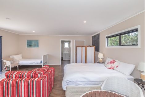 Photo of property in 3 Aranui Avenue, Waitarere Beach, Levin, 5510