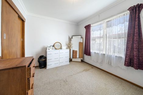 Photo of property in 36 Cambridge Street, Levin, 5510