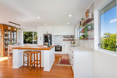 Photo of property in 16 Herewini Street, Titahi Bay, Porirua, 5022