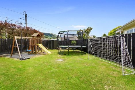 Photo of property in 41b Duncan Street, Tawa, Wellington, 5028