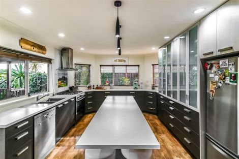 Photo of property in 215 Newcastle Road, Grandview Heights, Hamilton, 3200