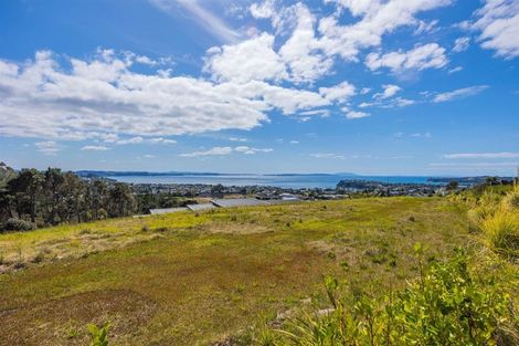 Photo of property in 1 Woodridge Drive, Stanmore Bay, Whangaparaoa, 0932