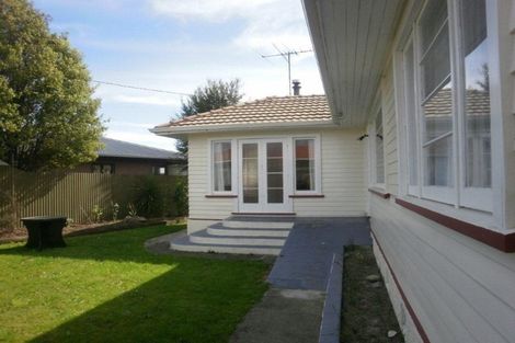 Photo of property in 2/50 Parkers Road, Tahunanui, Nelson, 7011