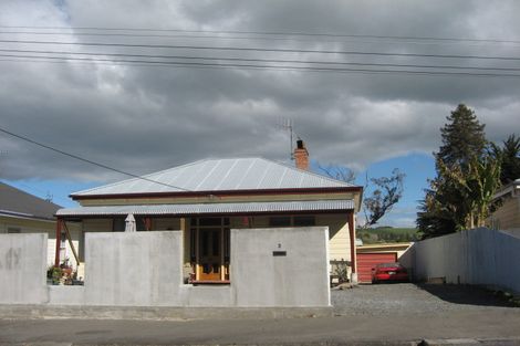 Photo of property in 3 Church Street, Waipawa, 4210