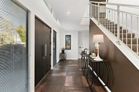 Photo of property in 1 Coburn Place, Lake Hayes, Queenstown, 9304