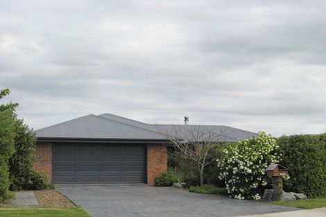 Photo of property in 3 Mclean Place, Woodend, 7610