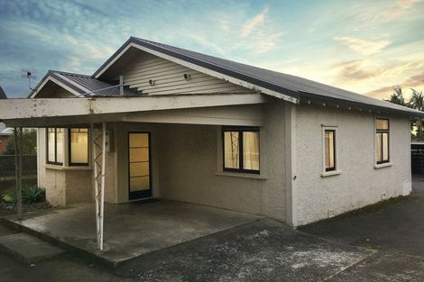Photo of property in 22 Grande Vue Road, Hillpark, Auckland, 2102