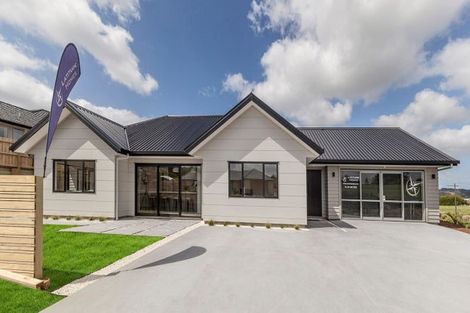 Photo of property in 32 Wairau Drive, Tikipunga, Whangarei, 0112