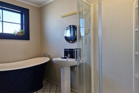 Photo of property in 192 Carrington Street, Lower Vogeltown, New Plymouth, 4310