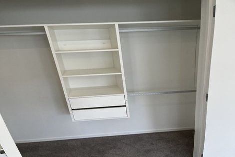 Photo of property in 5/535 Swanson Road, Ranui, Auckland, 0612