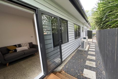 Photo of property in 8 Arataki Way, Glen Eden, Auckland, 0602