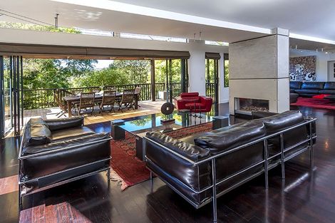 Photo of property in 21 Tanglewood Place, Cockle Bay, Auckland, 2014