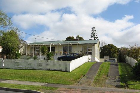 Photo of property in 12 Trig Road, West Harbour, Auckland, 0618