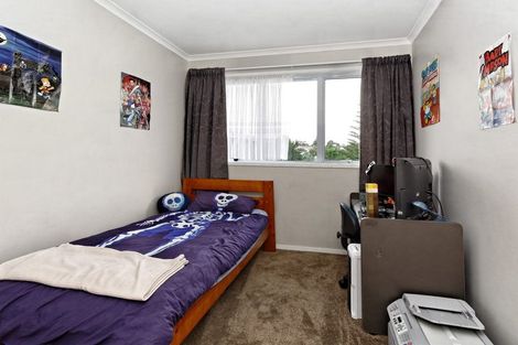 Photo of property in 1/181 Waimumu Road, Massey, Auckland, 0614