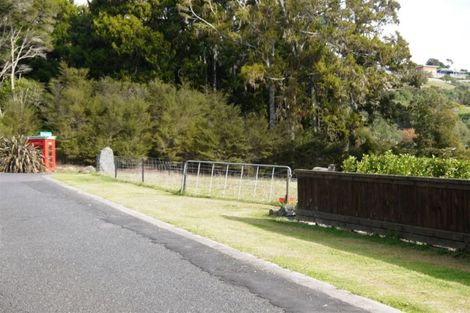 Photo of property in 105 Judge Richardson Drive, Opaheke, Papakura, 2584