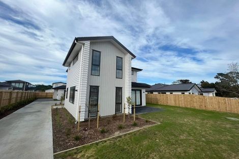 Photo of property in 21 Madden Avenue, Kumeu, 0810