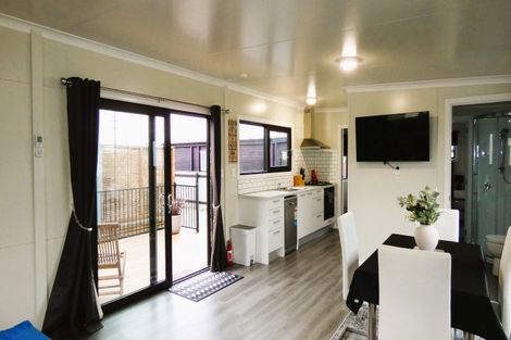 Photo of property in 41 Russell Street, Westport, 7825