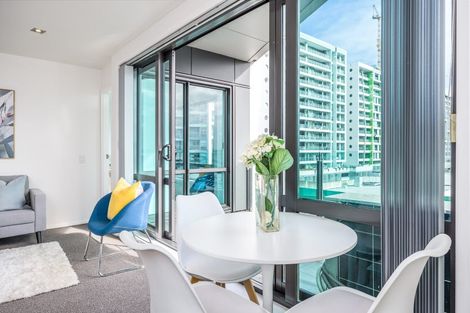 Photo of property in 6 Lancelot Road, Orewa, 0931