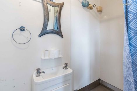 Photo of property in 4 Braeburn Place, Takanini, 2112