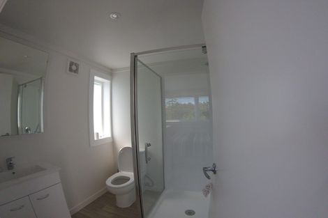 Photo of property in 12 Tindalls Bay Road, Tindalls Beach, Whangaparaoa, 0930