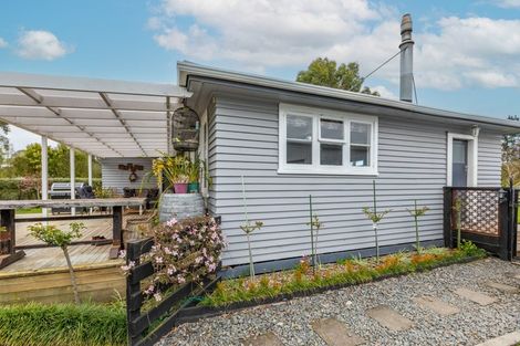 Photo of property in 314 White Road, Waipawa, Otane, 4277