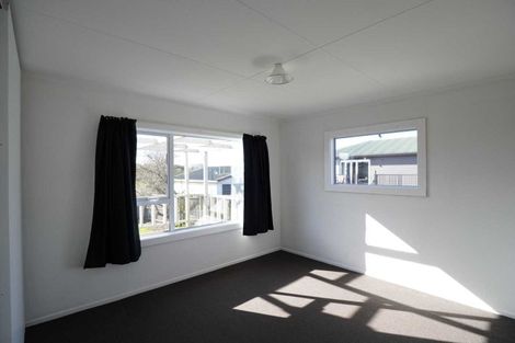 Photo of property in 11 Dampier Street, Oceanview, Timaru, 7910