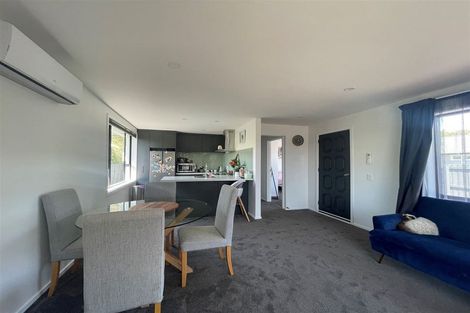 Photo of property in 185 Bowhill Road, New Brighton, Christchurch, 8083
