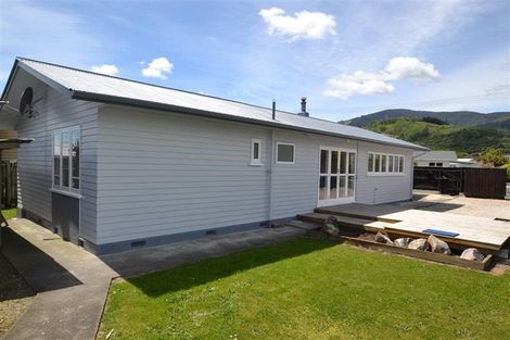 Photo of property in 2 Mcmahon Street, Stoke, Nelson, 7011