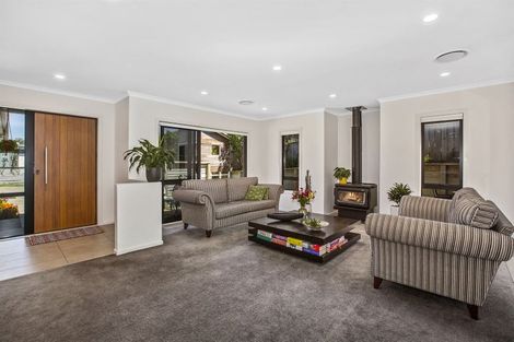 Photo of property in 32 Mo Street, Camborne, Porirua, 5026