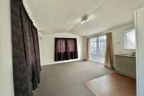 Photo of property in 48 Candia Road, Swanson, Auckland, 0614