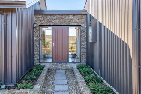 Photo of property in 1 Stella Way, Waikerikeri, Alexandra, 9391