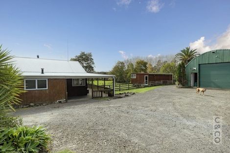 Photo of property in 293 Ararimu Valley Road, Helensville, Waimauku, 0882