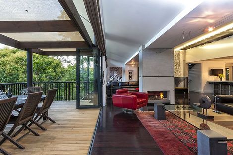 Photo of property in 21 Tanglewood Place, Cockle Bay, Auckland, 2014