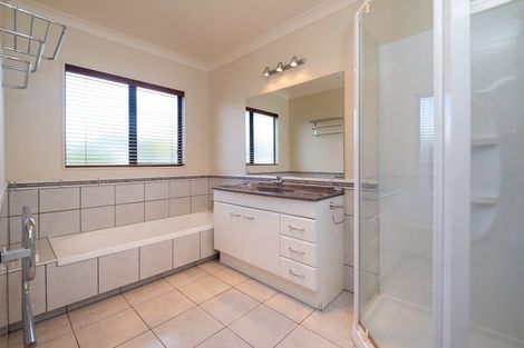 Photo of property in 1 Hanna Place, Havelock North, 4130