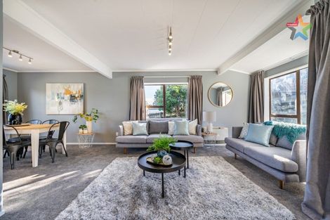 Photo of property in 191 Holborn Drive, Stokes Valley, Lower Hutt, 5019