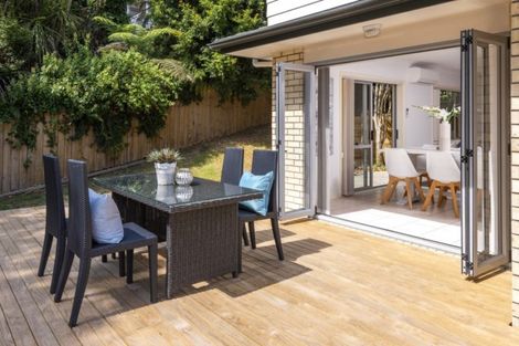 Photo of property in 3a Trelawn Place, Cockle Bay, Auckland, 2014