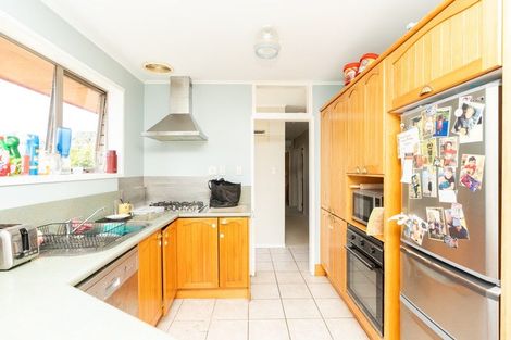 Photo of property in 4 Lansdowne Crescent, Glenview, Hamilton, 3206