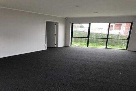 Photo of property in 24 Kirton Crescent, Manurewa, Auckland, 2102