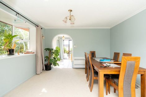 Photo of property in 4 Lansdowne Crescent, Glenview, Hamilton, 3206