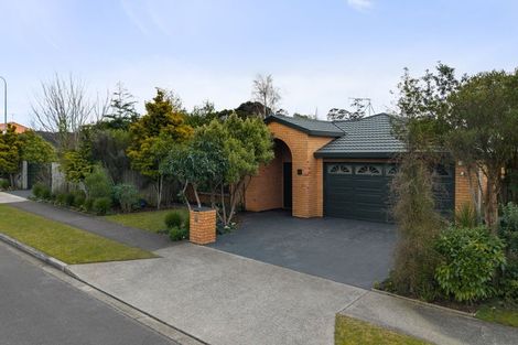 Photo of property in 11 Harry Shaw Way, Raumati South, Paraparaumu, 5032