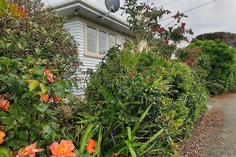 Photo of property in 32 View Street, Maungaturoto, 0520