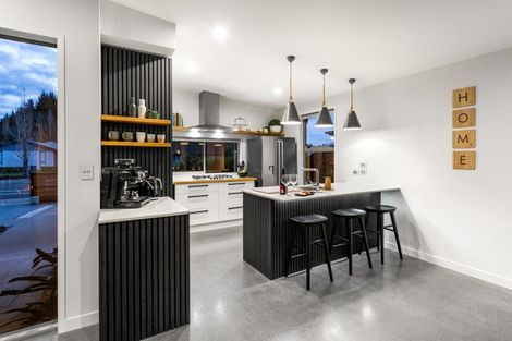 Photo of property in 261 Lakes Boulevard, Pyes Pa, Tauranga, 3112