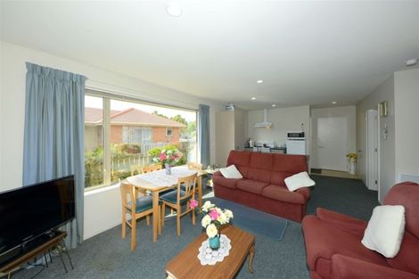 Photo of property in 8/19 Collingwood Street, New Brighton, Christchurch, 8061