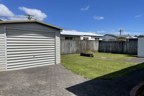 Photo of property in 8 Atiawa Crescent, Waiwhetu, Lower Hutt, 5010