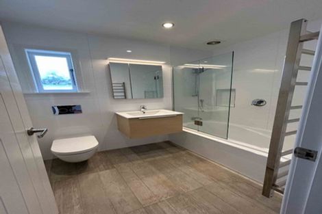 Photo of property in 1/15 Killarney Avenue, Torbay, Auckland, 0630