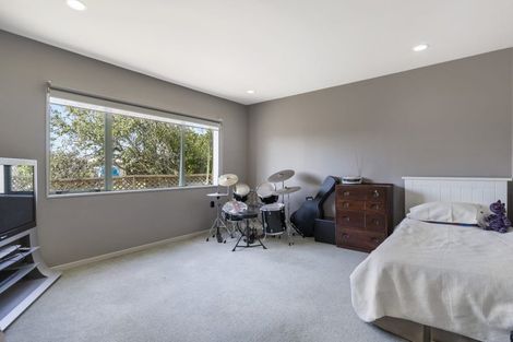 Photo of property in 29a Forest Hill Road, Henderson, Auckland, 0612