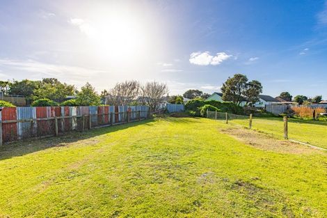 Photo of property in 170 Puriri Street, Castlecliff, Whanganui, 4501
