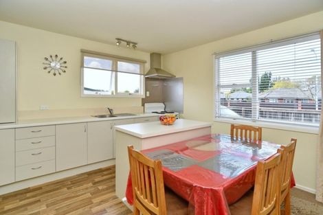 Photo of property in 1/49 Winters Road, Redwood, Christchurch, 8051