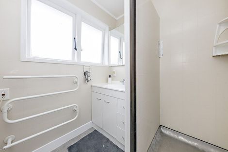 Photo of property in 140 Great South Road, Manurewa, Auckland, 2102