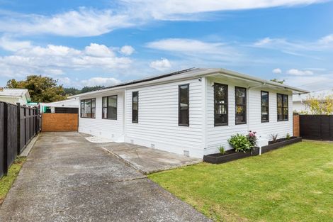 Photo of property in 62 Karamu Crescent, Wainuiomata, Lower Hutt, 5014